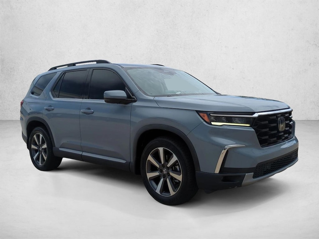 Used 2024 Honda Pilot Touring SUV