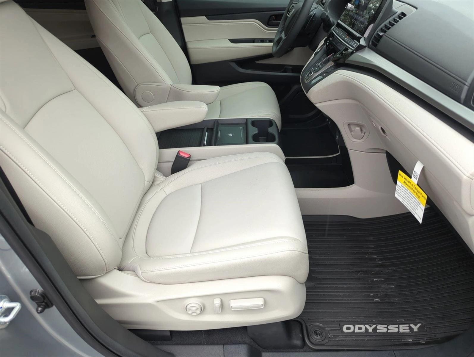 2026 Honda Odyssey EX-L - Photo 22