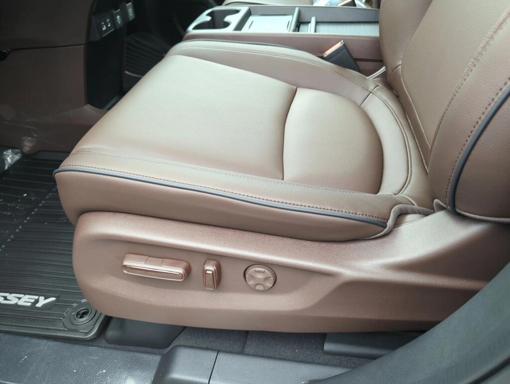 New 2027 Honda Odyssey Touring Van Passenger Van