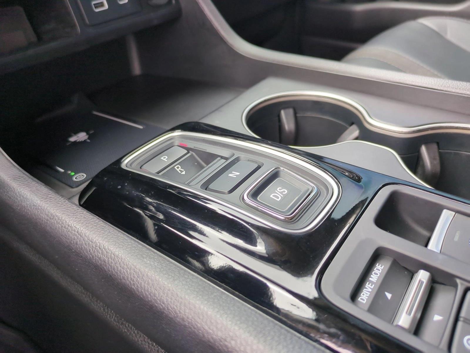 2024 Honda Pilot Touring - Photo 12