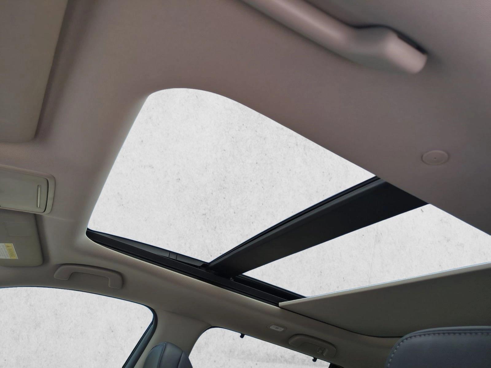 2024 Honda Pilot Touring - Photo 15