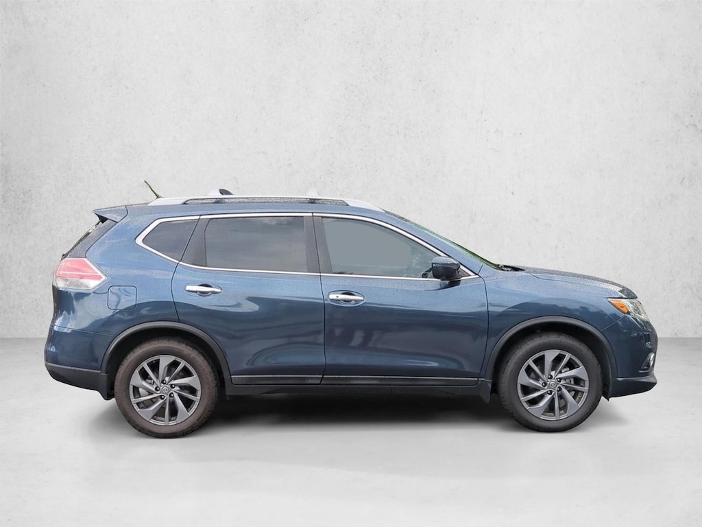 Used 2016 Nissan Rogue SL SUV