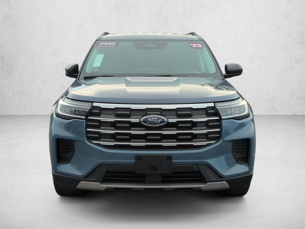 Used 2025 Ford Explorer Active SUV