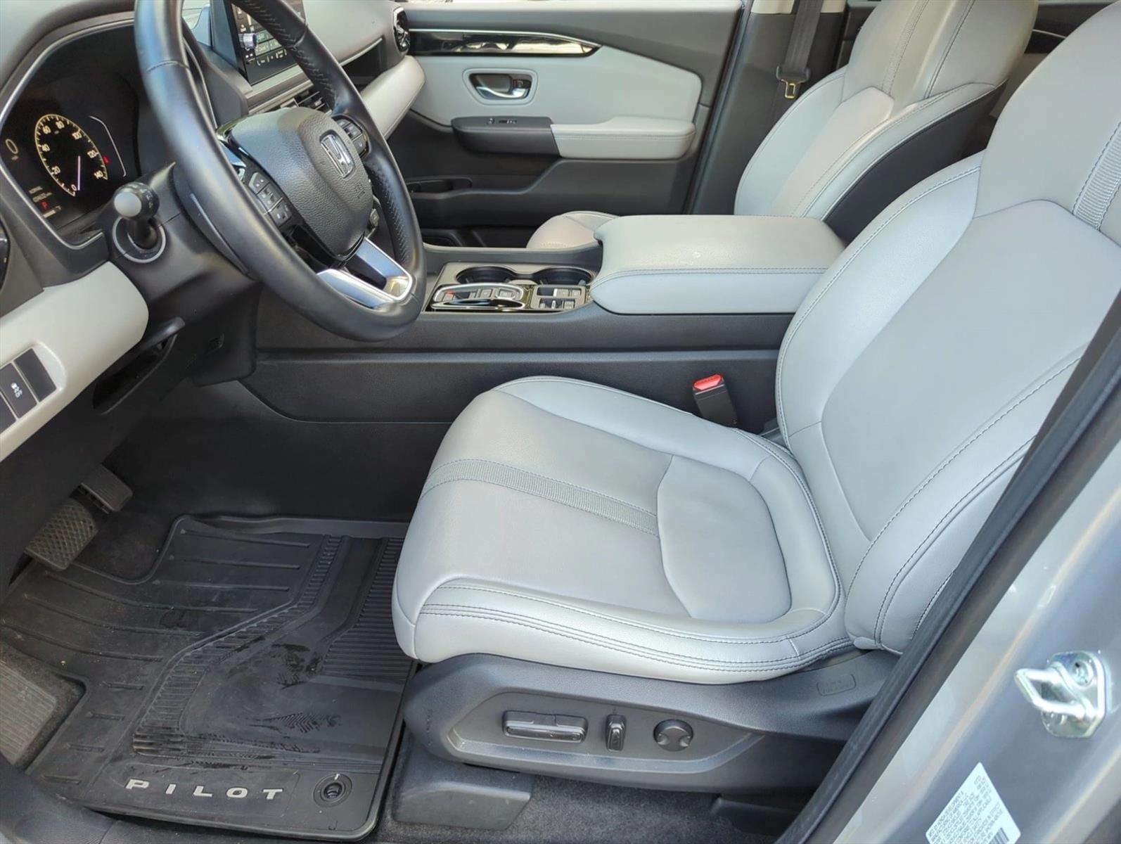 2024 Honda Pilot EX-L - Photo 15