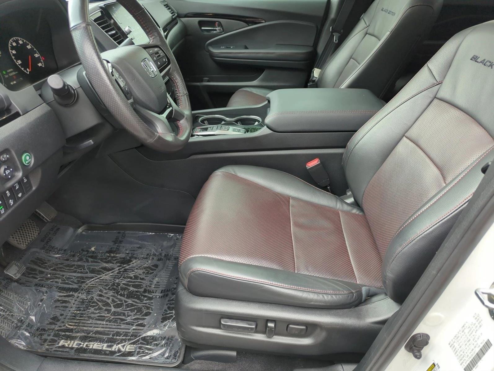 2025 Honda Ridgeline Black Edition - Photo 17