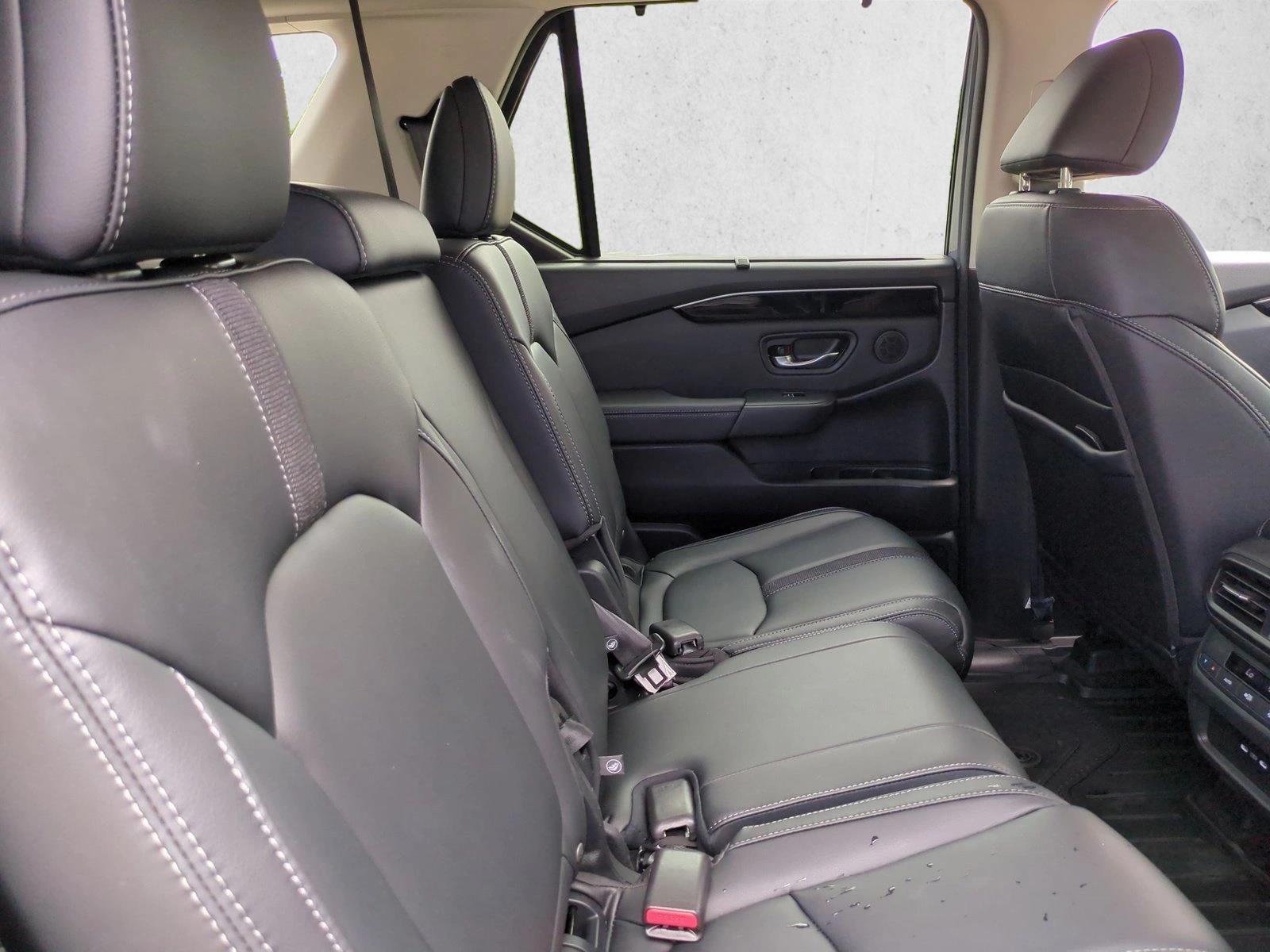2024 Honda Pilot Touring - Photo 19