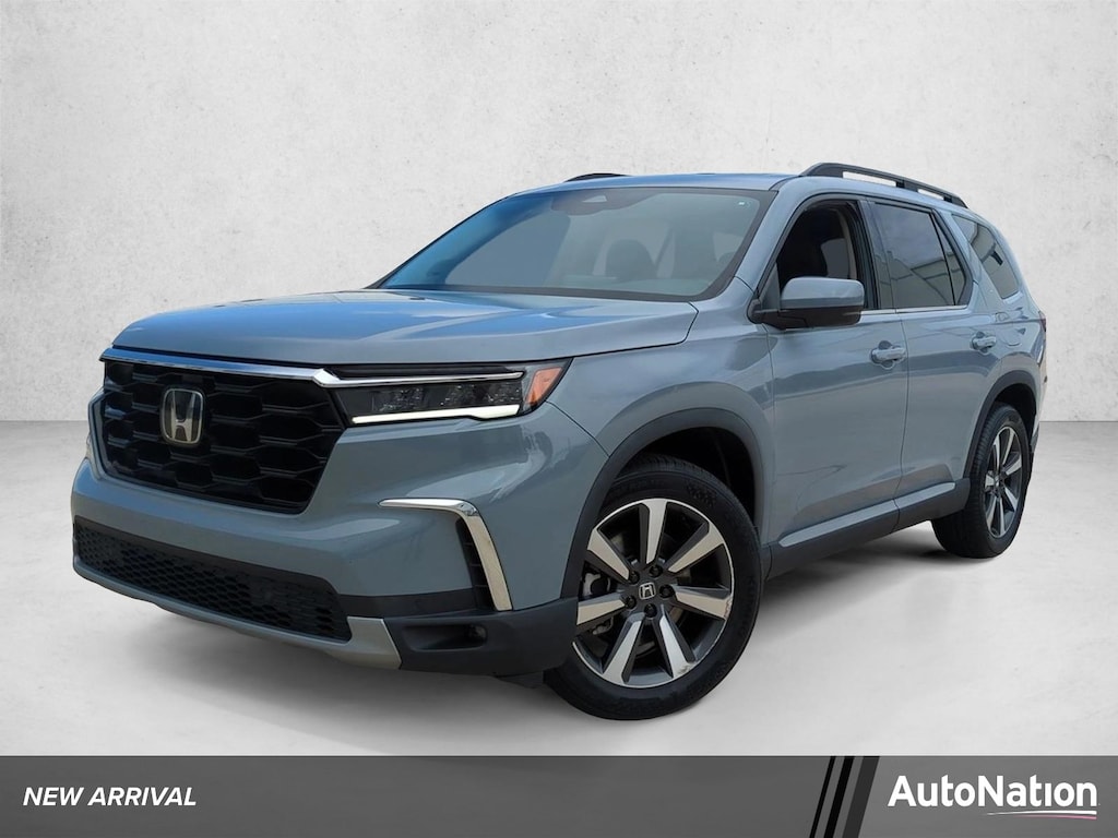 Used 2024 Honda Pilot Touring SUV