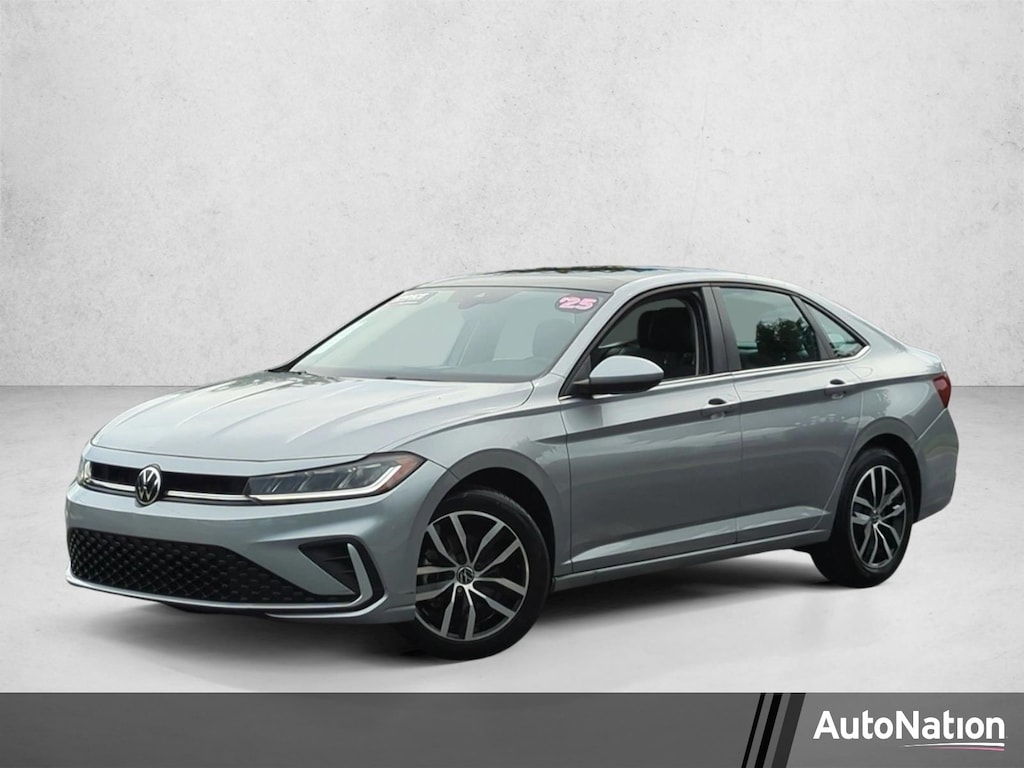 Used 2025 Volkswagen Jetta 1.5T SE Sedan