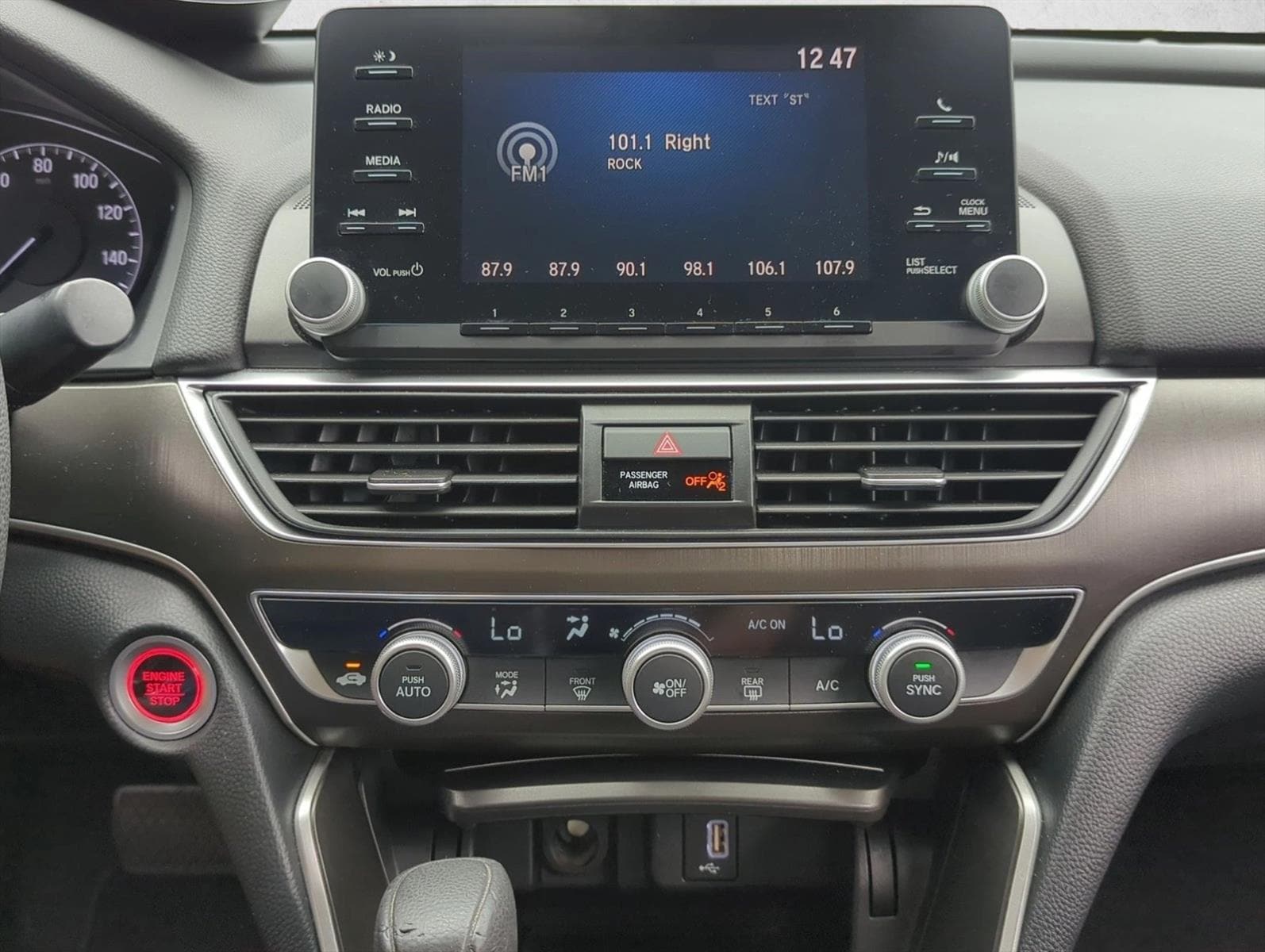 2018 Honda Accord LX - Photo 14