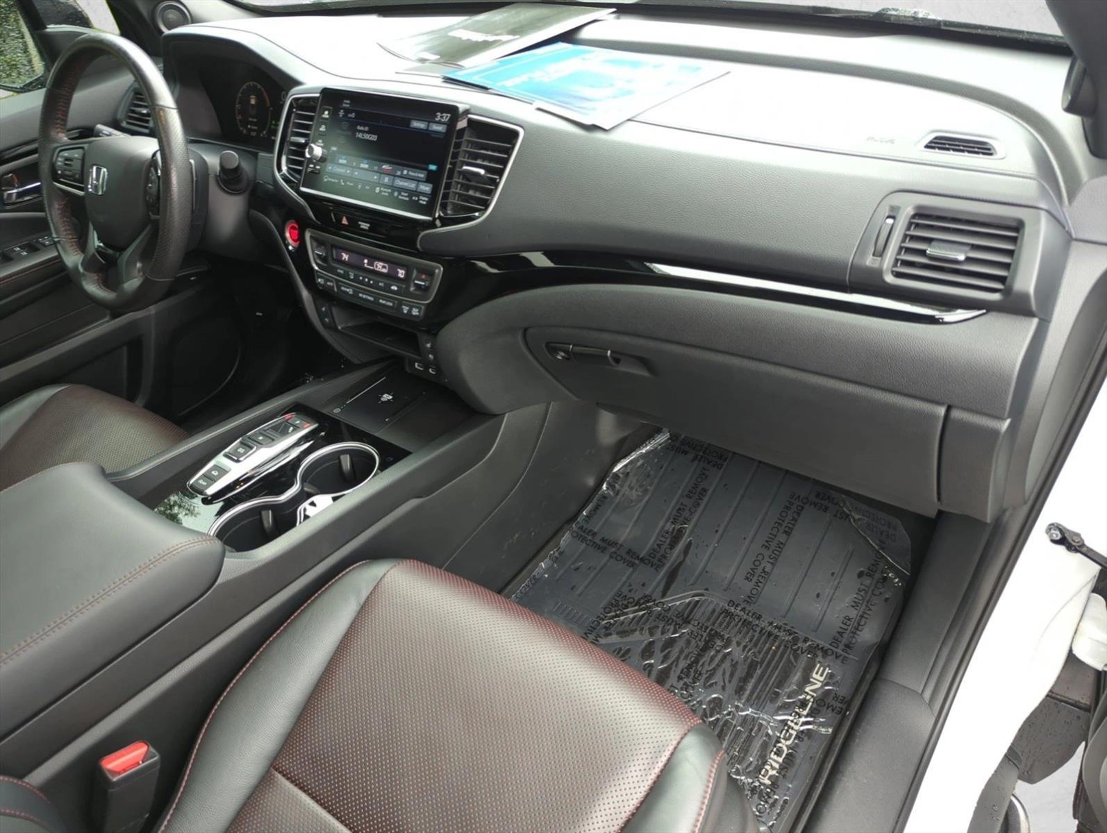 2025 Honda Ridgeline Black Edition - Photo 23