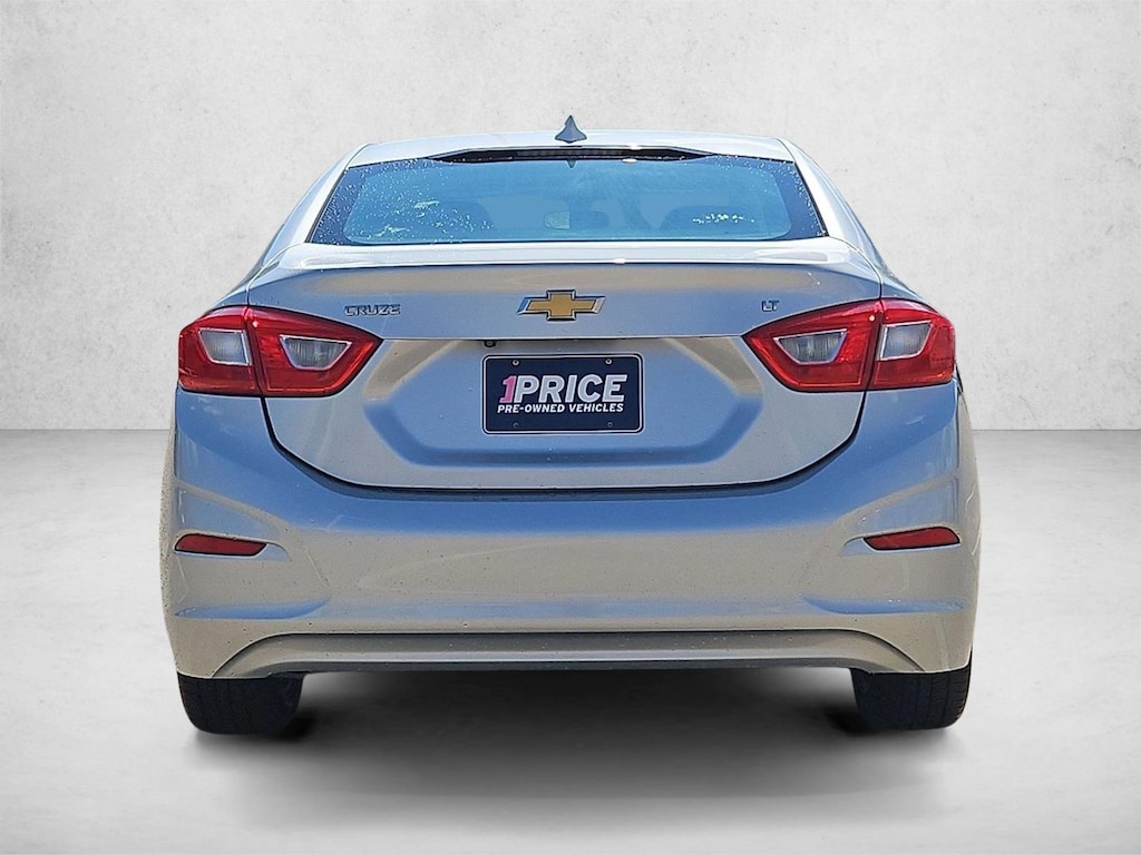 Used 2017 Chevrolet Cruze LT Auto Sedan