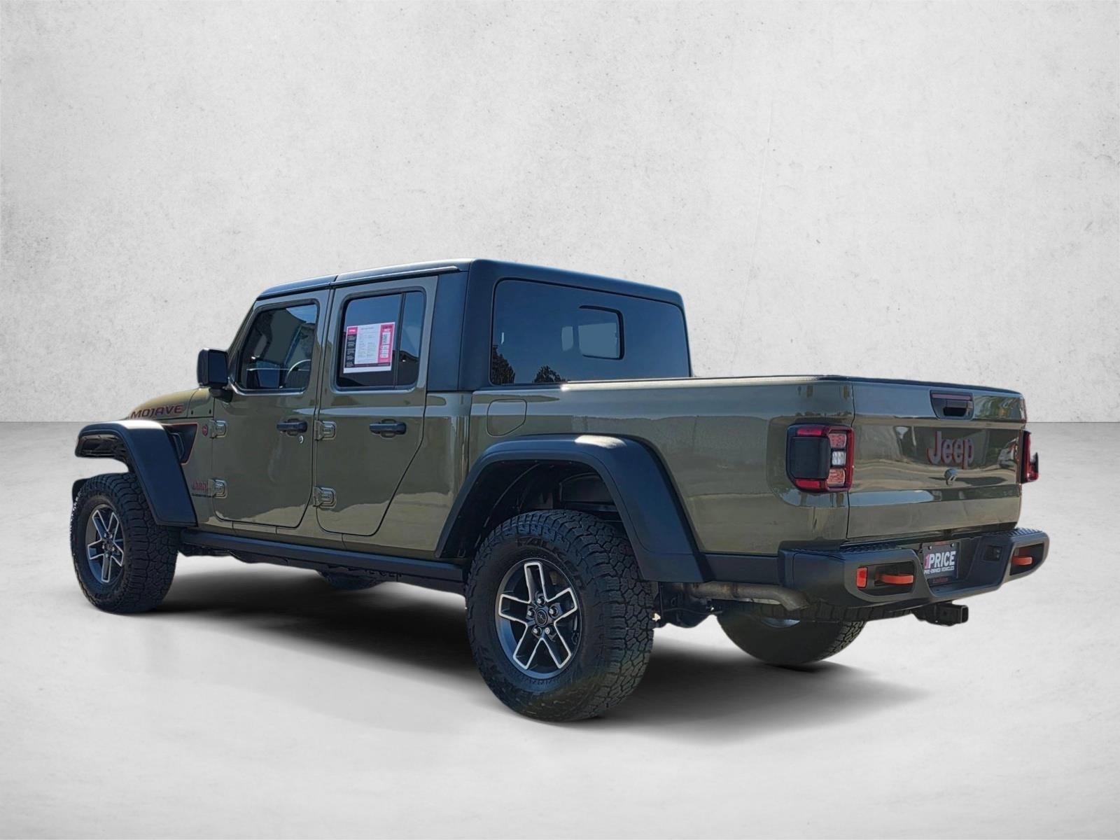 Used 2025 Jeep Gladiator Mojave Truck Crew Cab