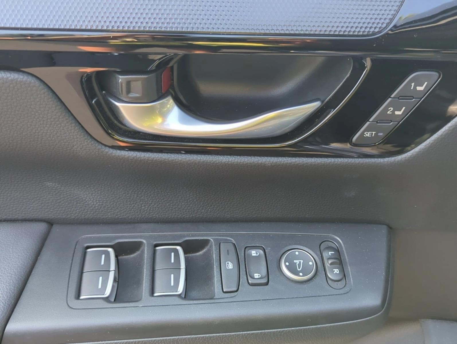 2024 Honda CR-V EX-L - Photo 10
