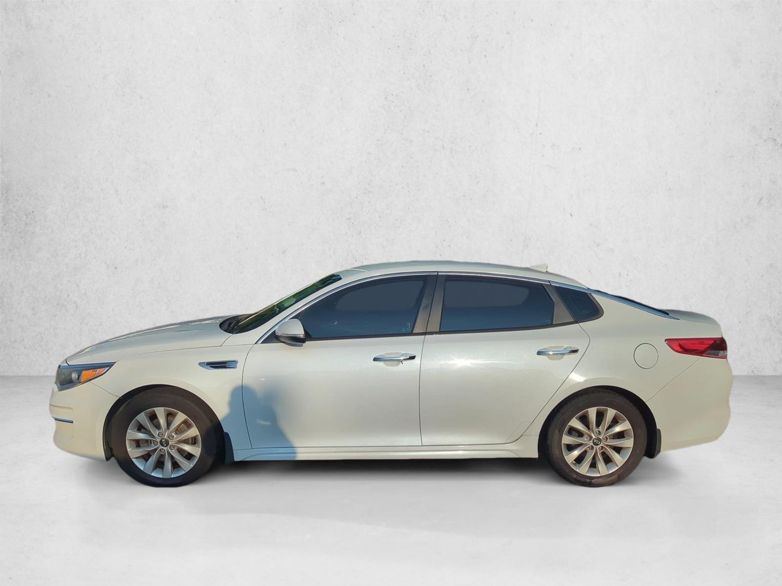Used 2018 Kia Optima LX Sedan