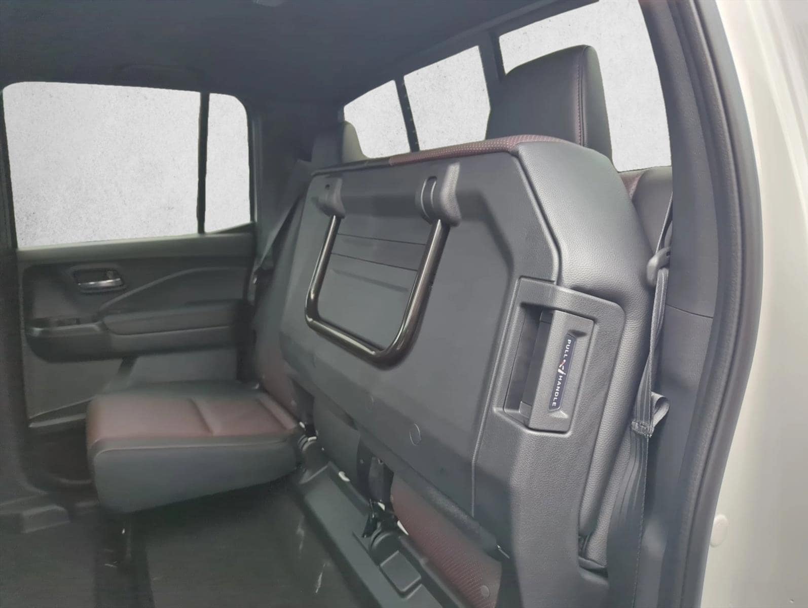 2026 Honda Ridgeline Black Edition - Photo 4