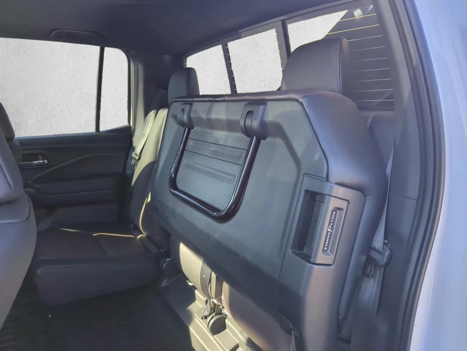 2026 Honda Ridgeline Black Edition - Photo 4