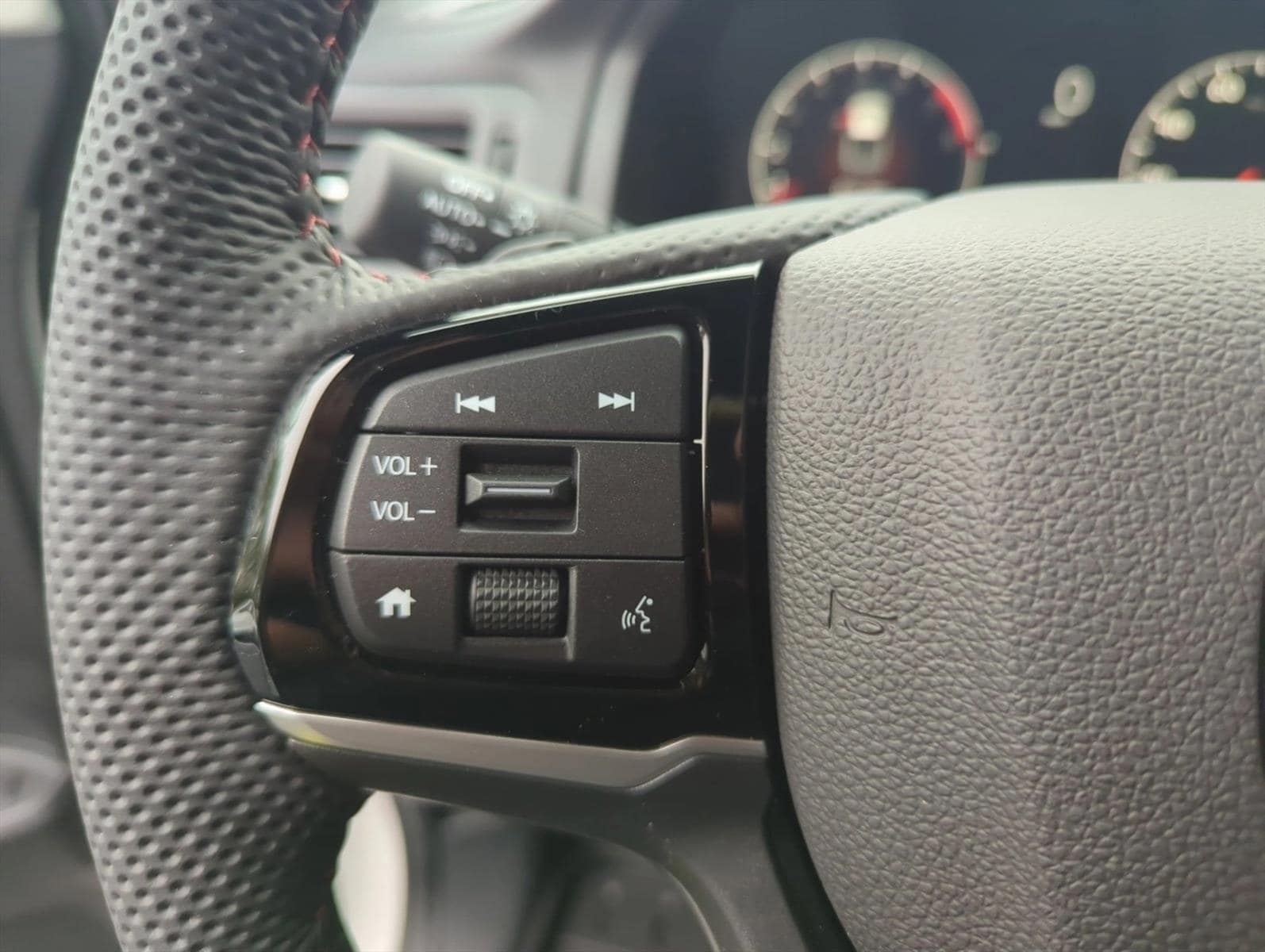 2026 Honda Ridgeline Black Edition - Photo 13
