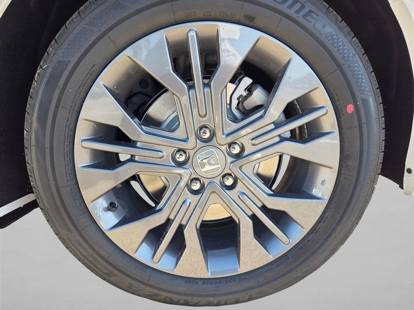 2026 Honda Odyssey Touring - Photo 10