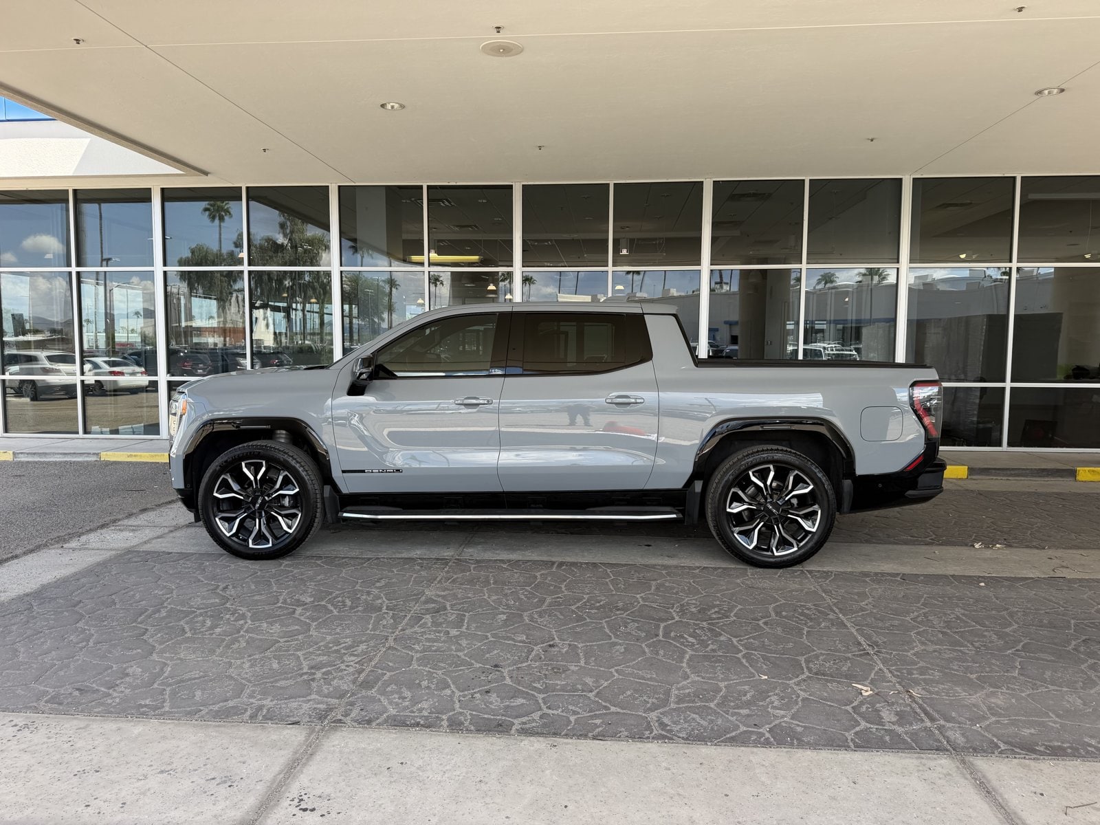 Used 2024 GMC Sierra EV Denali with VIN 1GT401EL8RU400422 for sale in Tucson, AZ