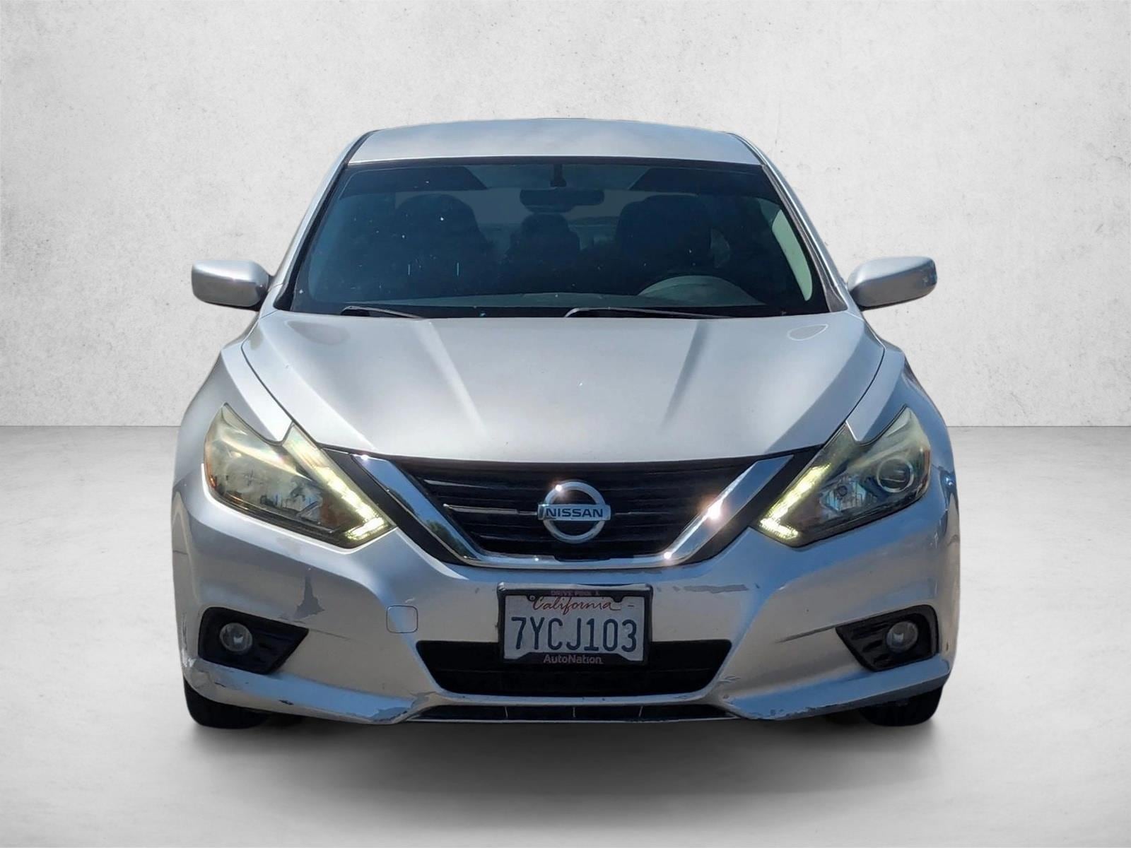 Used 2016 Nissan Altima SR with VIN 1N4AL3AP8GN387067 for sale in Santa Clarita, CA
