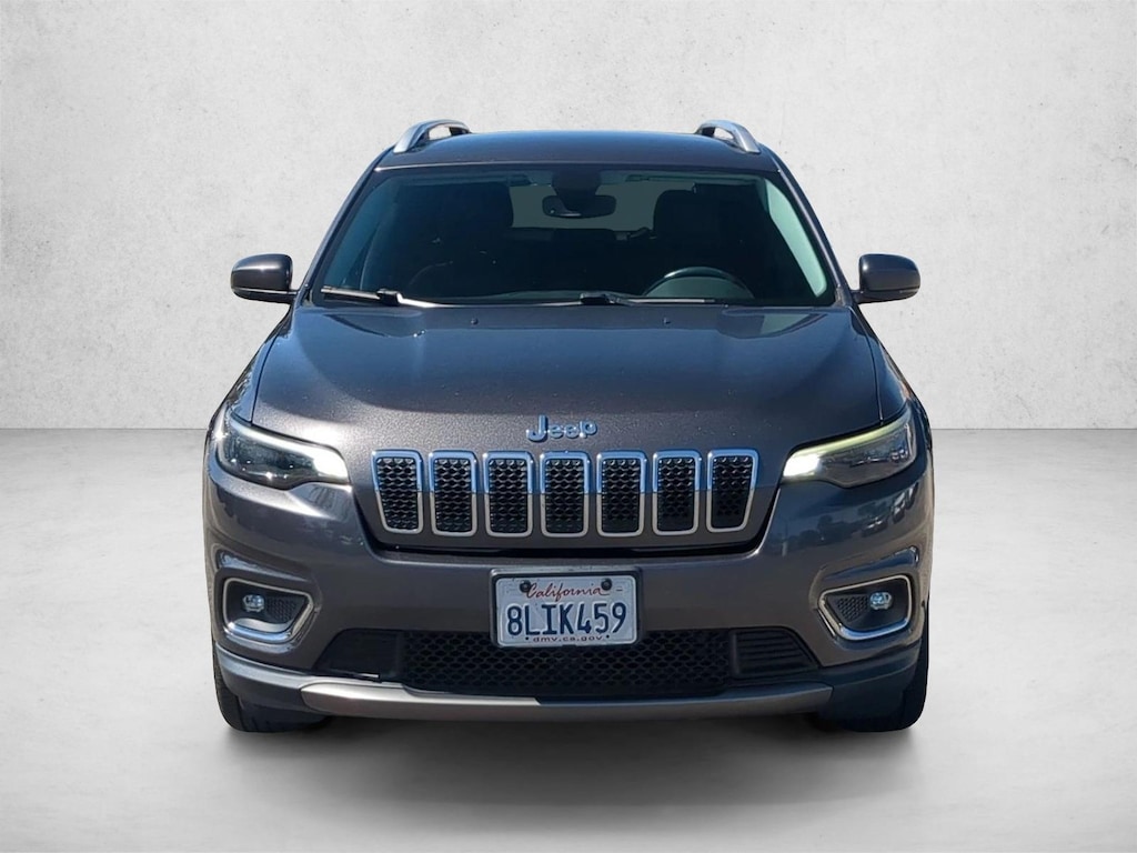 Used 2019 Jeep Cherokee Limited FWD SUV