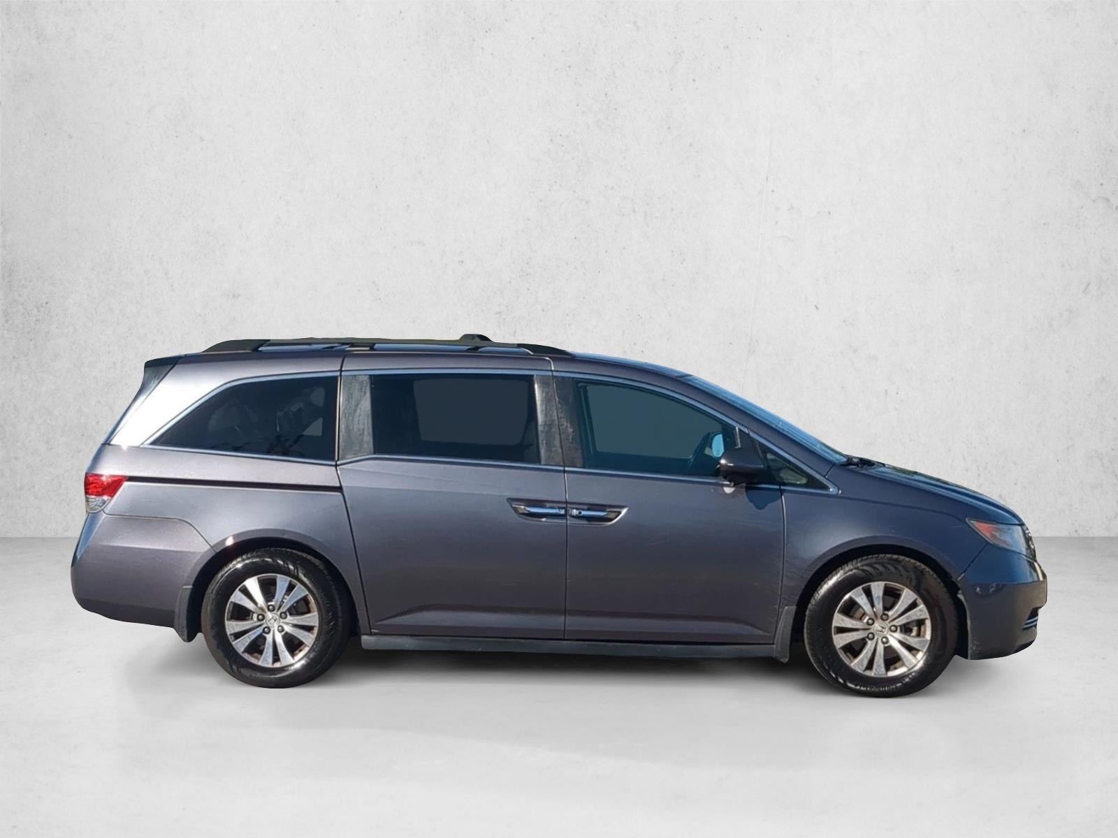 Used 2016 Honda Odyssey EX-L w/Navigation Van Passenger Van