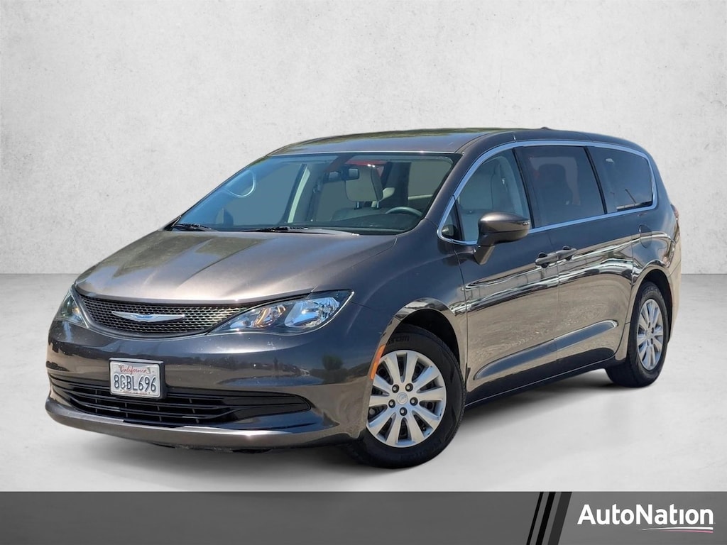 Used 2018 Chrysler Pacifica L Van