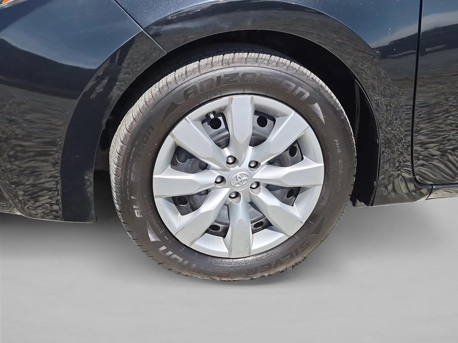 2016 Toyota Corolla LE - Photo 21