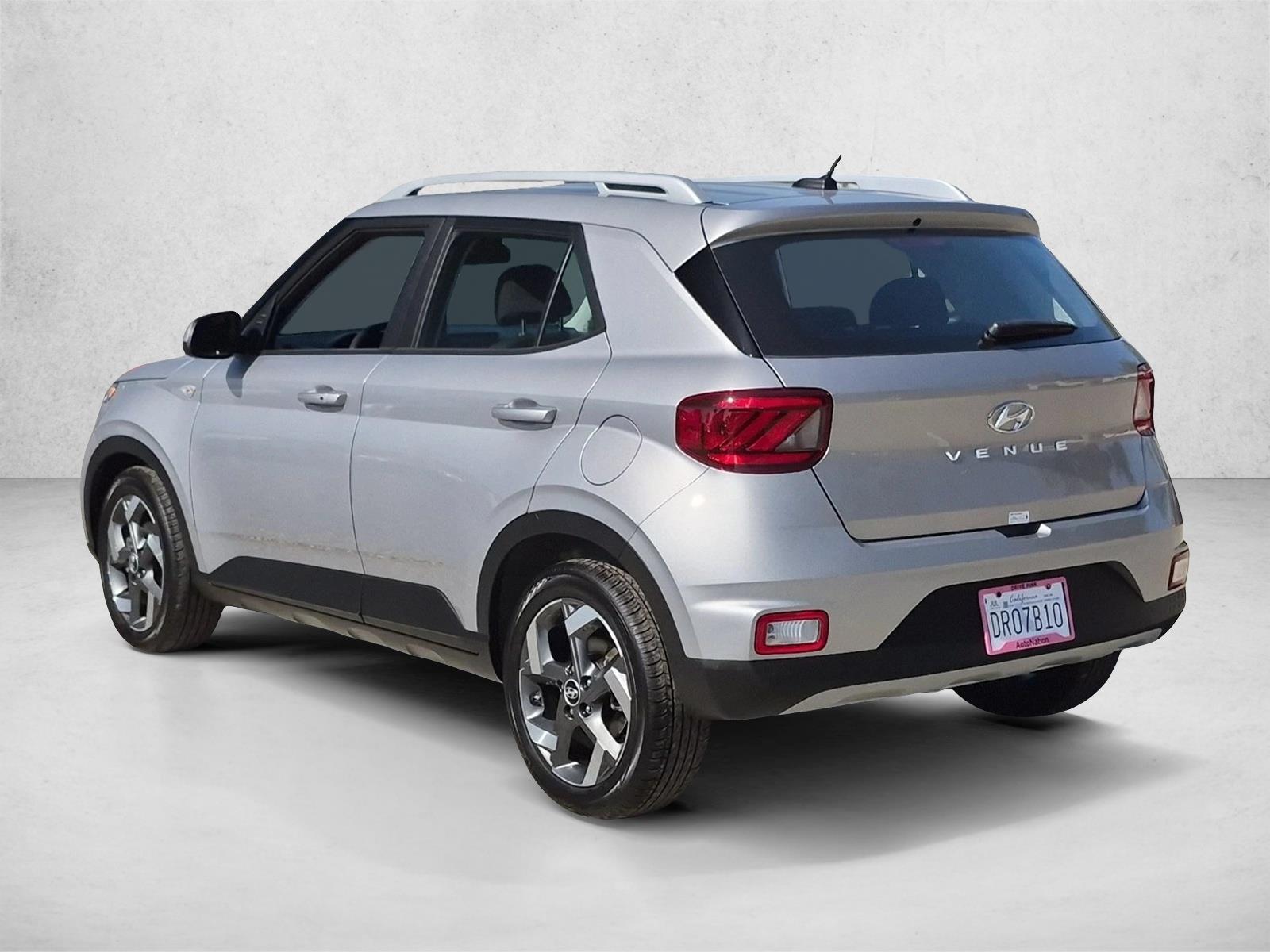 2026 Hyundai Venue SEL - Photo 8