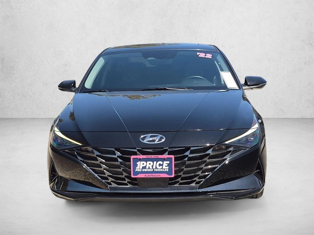 Used 2022 Hyundai Elantra Limited Sedan