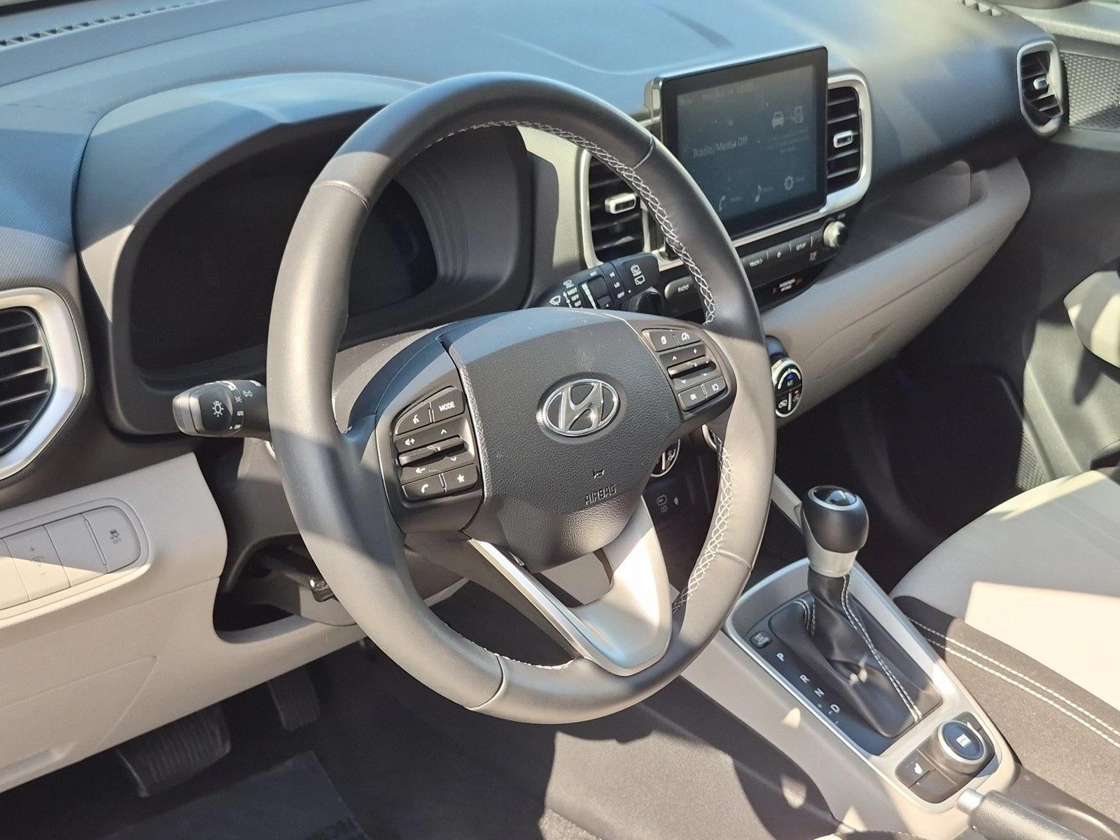 2026 Hyundai Venue SEL - Photo 10