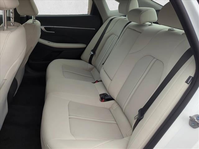 2025 Hyundai Sonata SEL - Photo 15