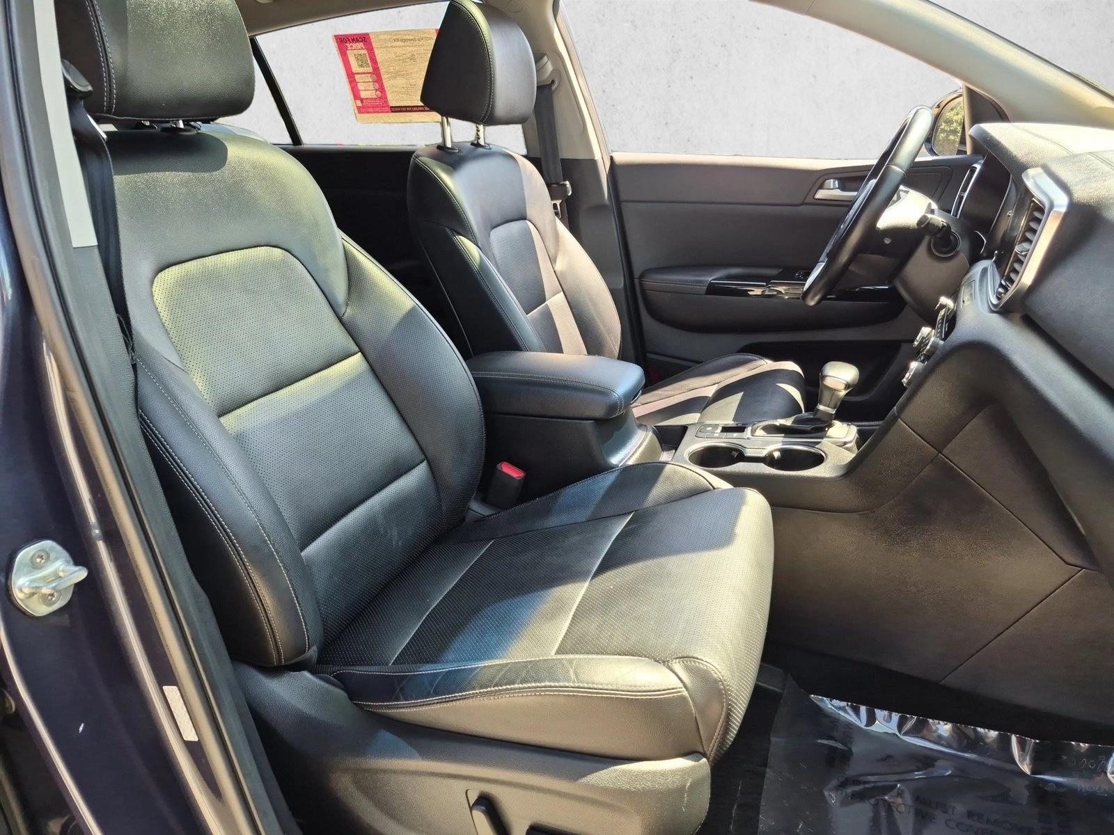 2022 Kia Sportage EX - Photo 22