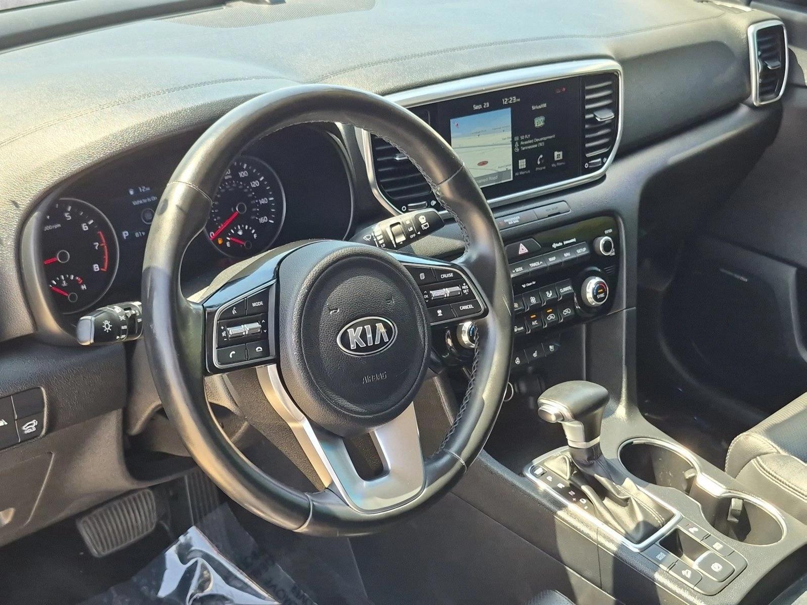 2022 Kia Sportage EX - Photo 10
