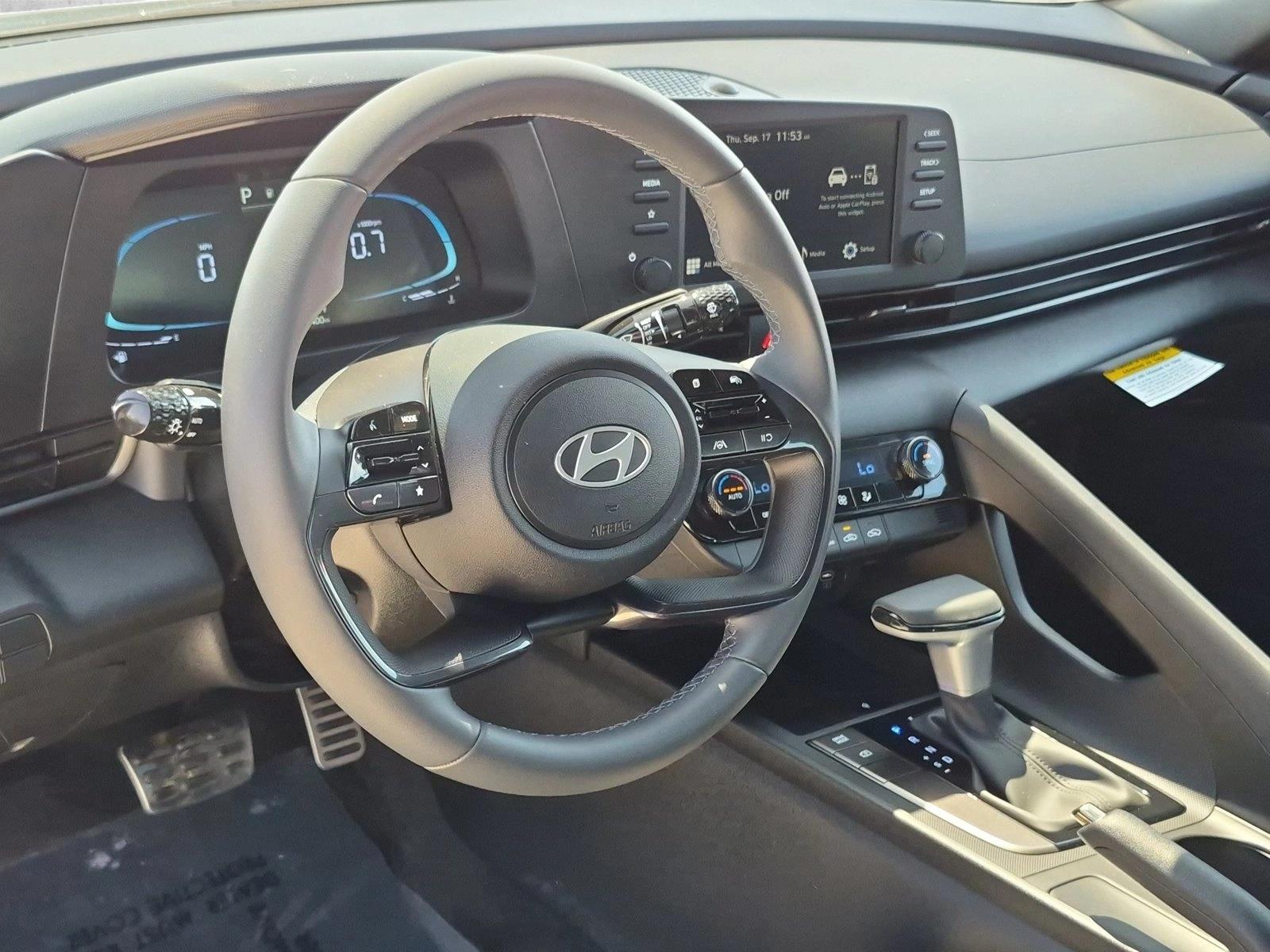 2026 Hyundai Elantra SEL Sport - Photo 10