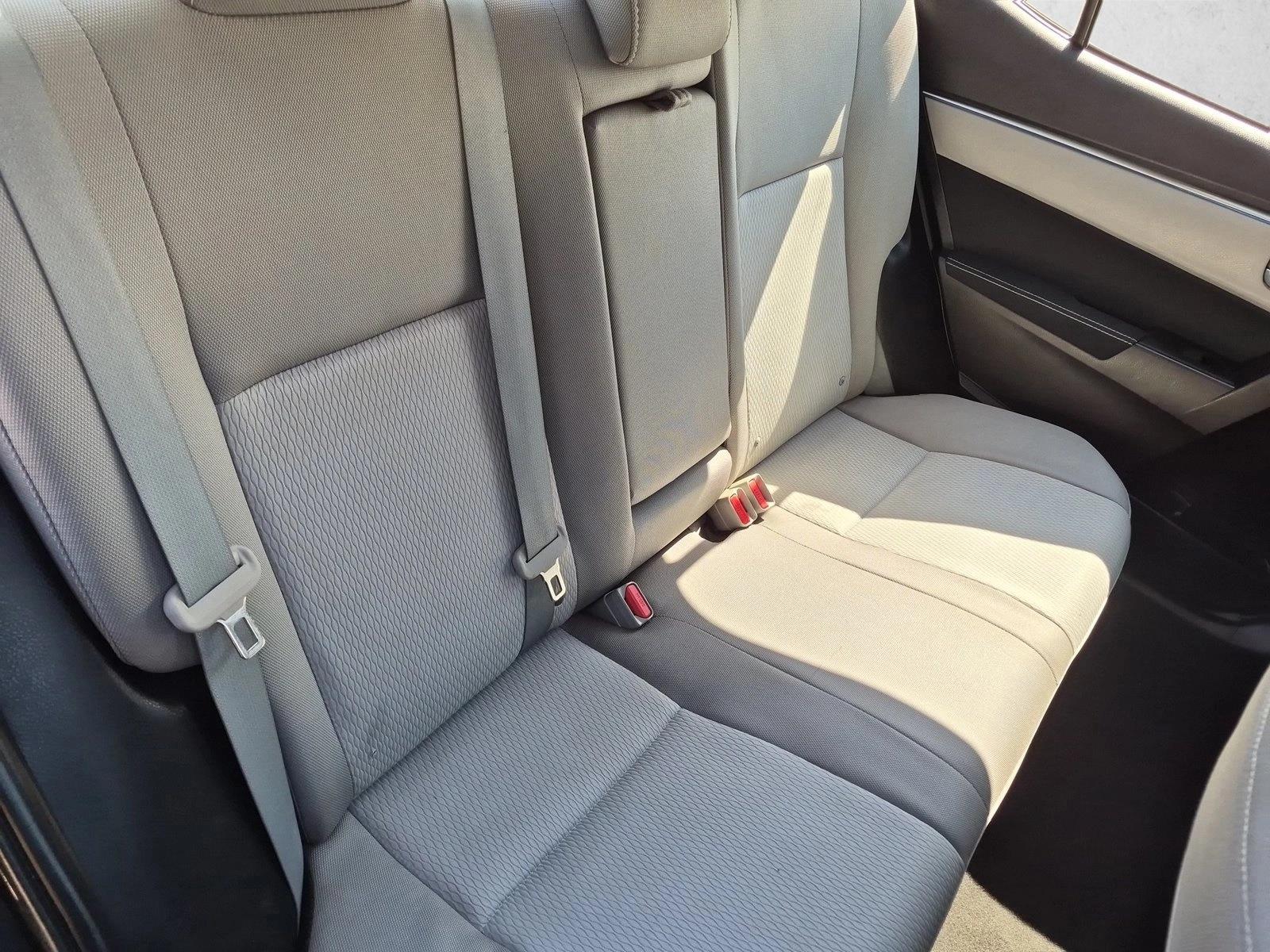 2016 Toyota Corolla LE - Photo 17