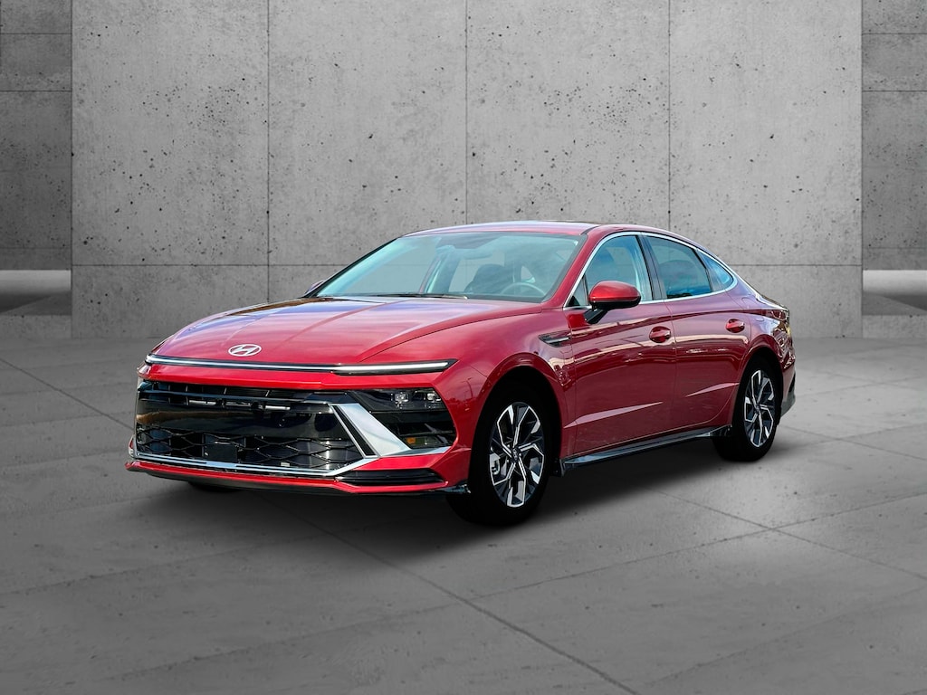 New 2025 Hyundai Sonata SEL Sedan