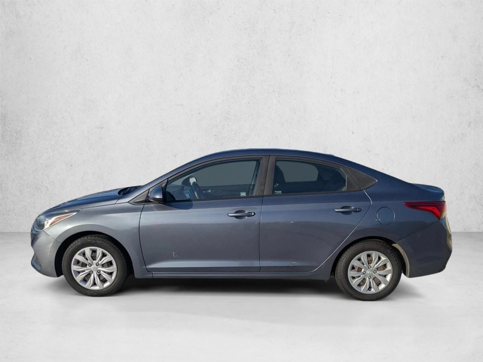 2020 Hyundai Accent SE - Photo 8