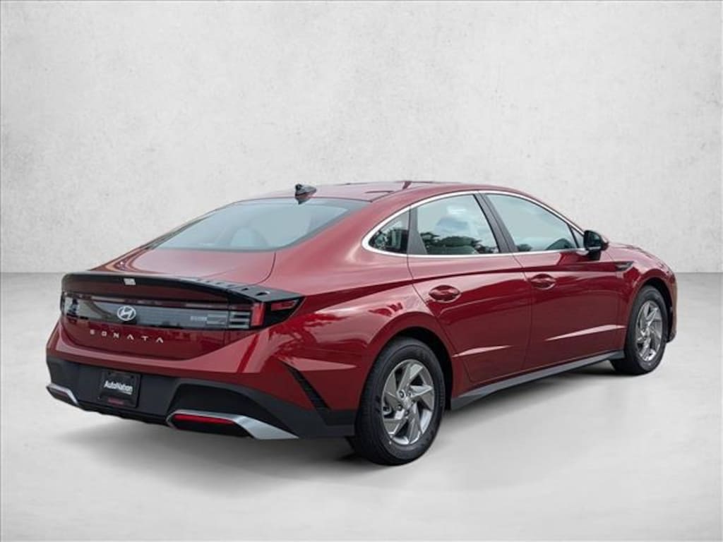 New 2025 Hyundai Sonata SE Sedan