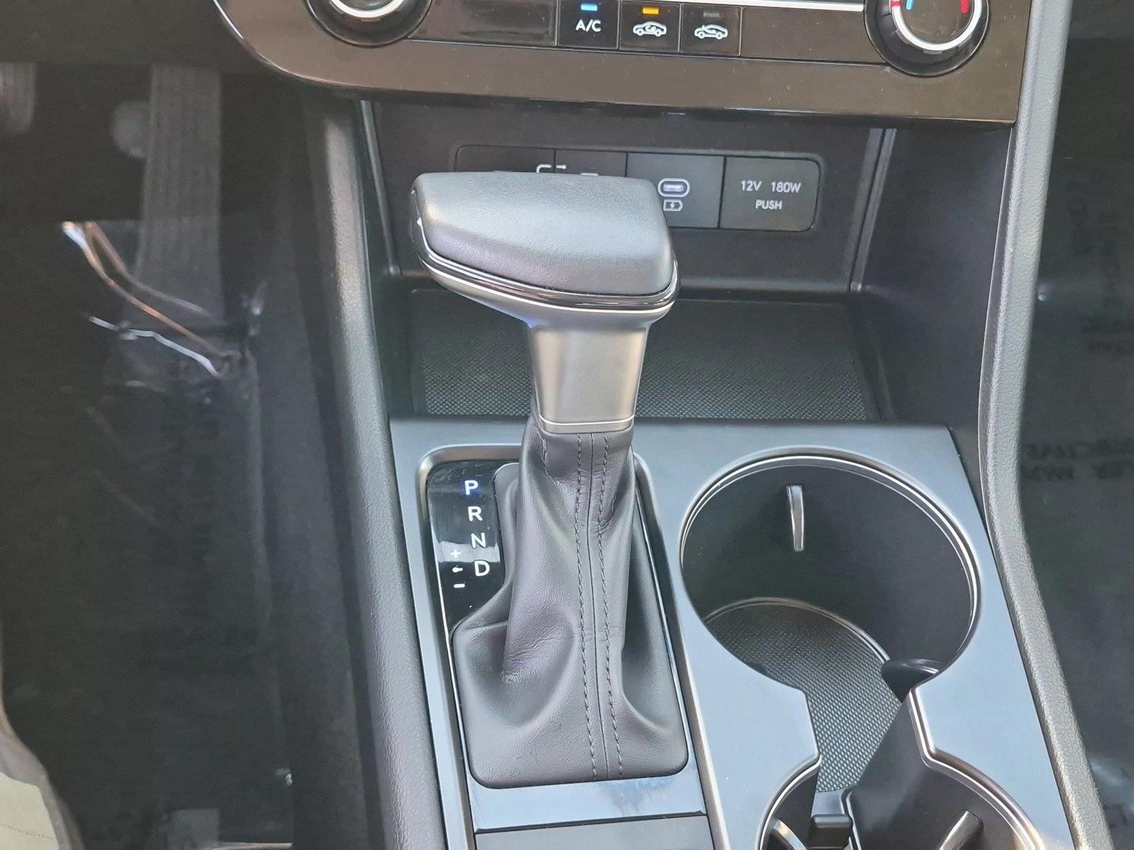 2025 Hyundai Sonata SE - Photo 12