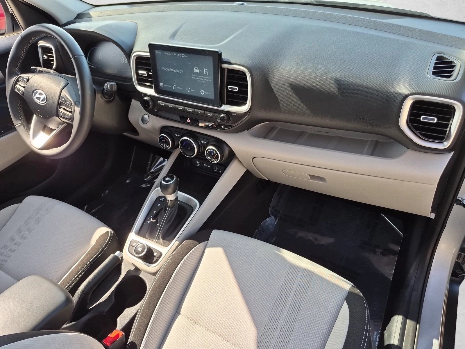 2026 Hyundai Venue SEL - Photo 21
