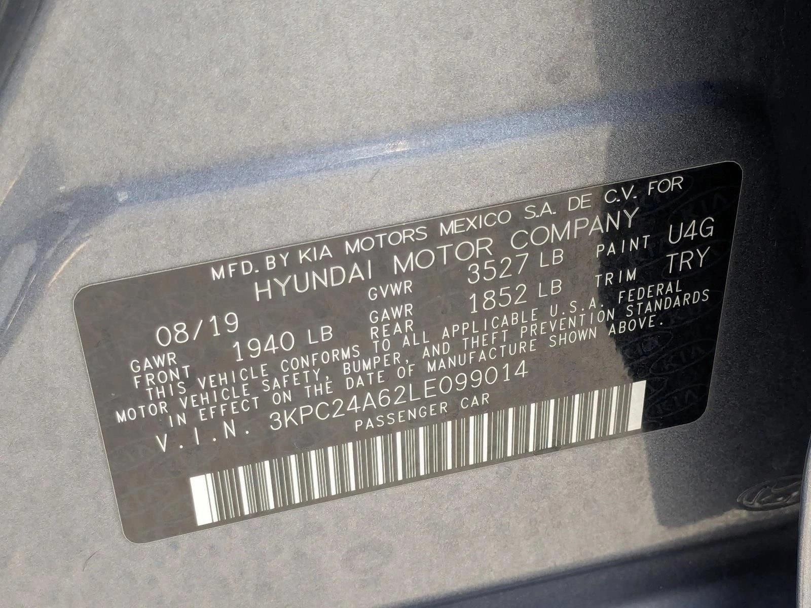 2020 Hyundai Accent SE - Photo 20