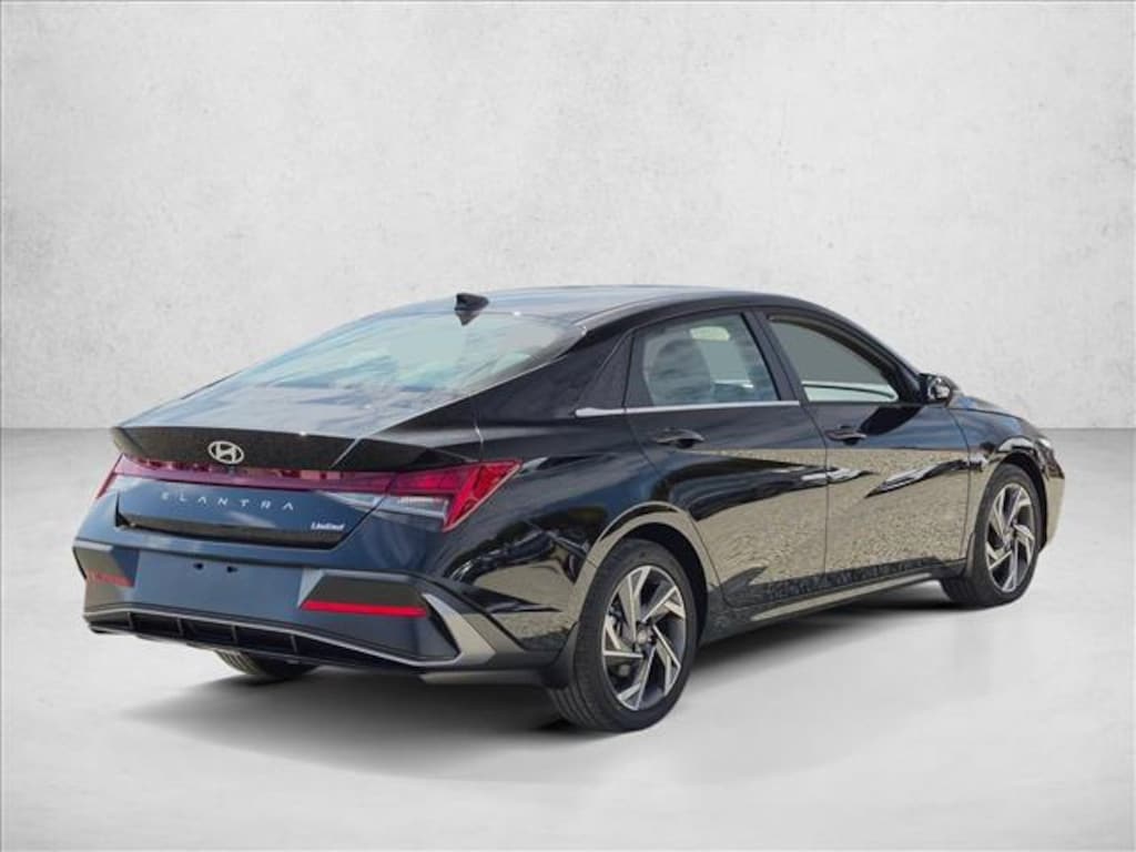 New 2026 Hyundai Elantra Limited Sedan