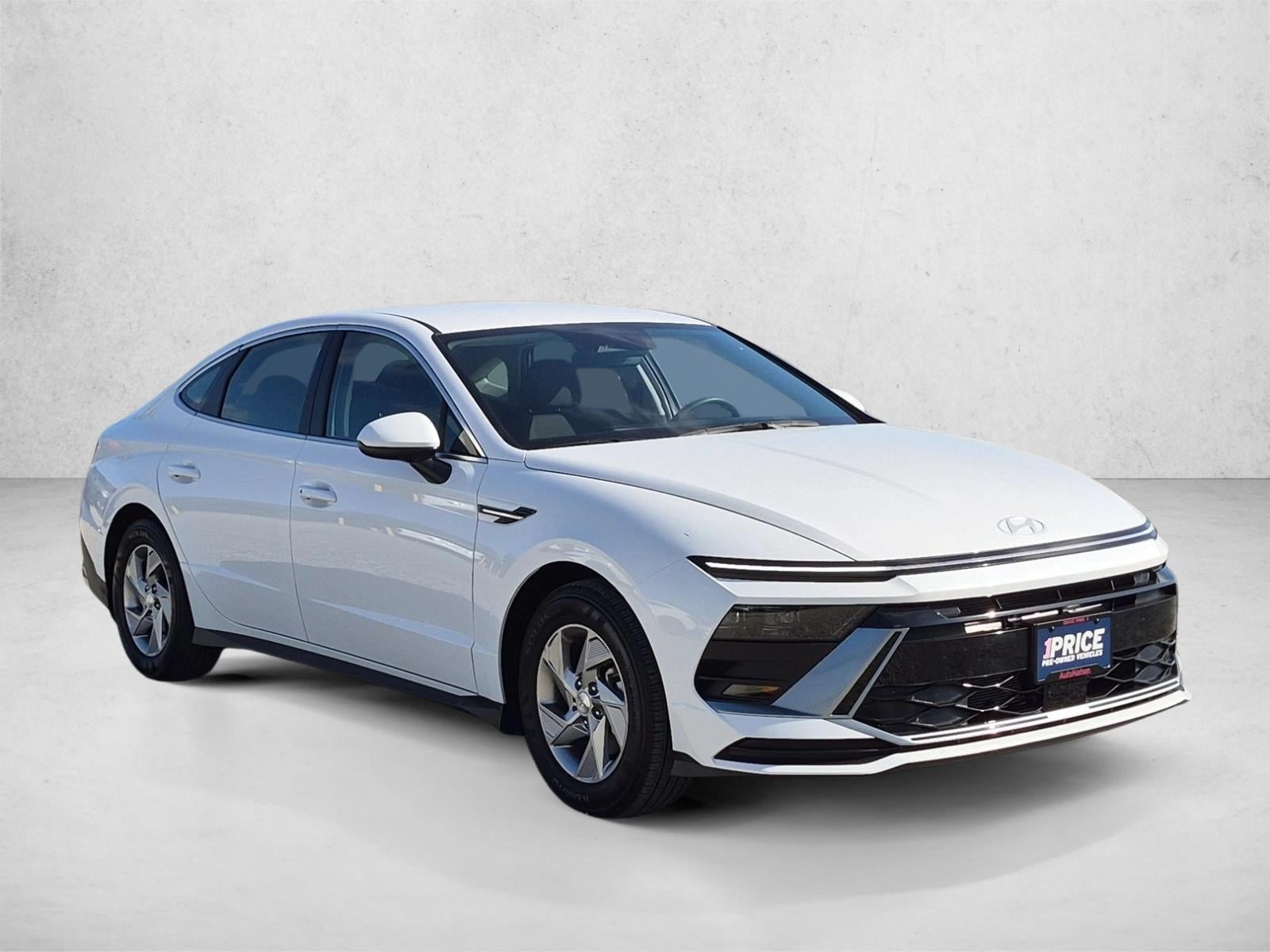 2025 Hyundai Sonata SE - Photo 3