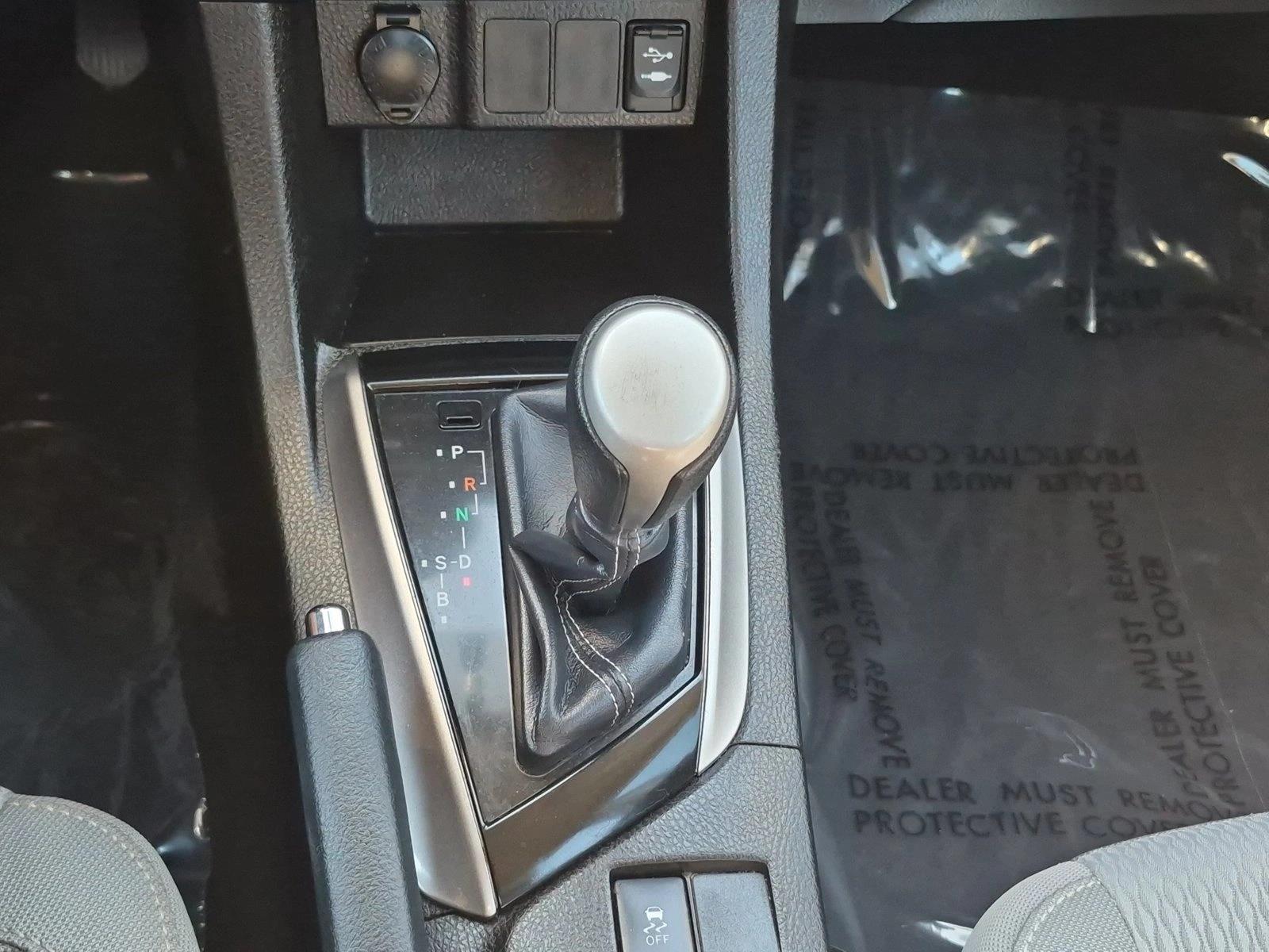 2016 Toyota Corolla LE - Photo 11