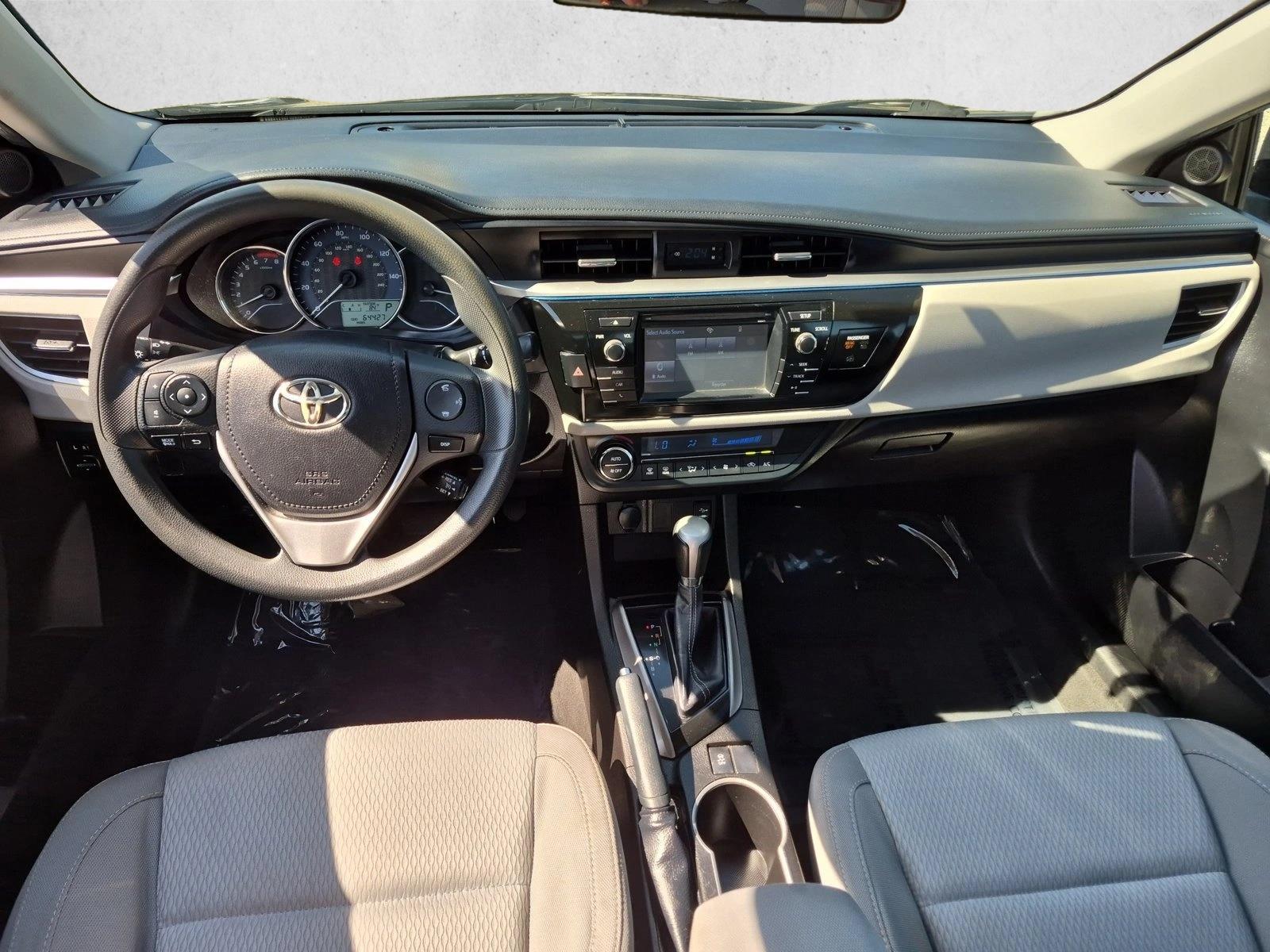 2016 Toyota Corolla LE - Photo 15