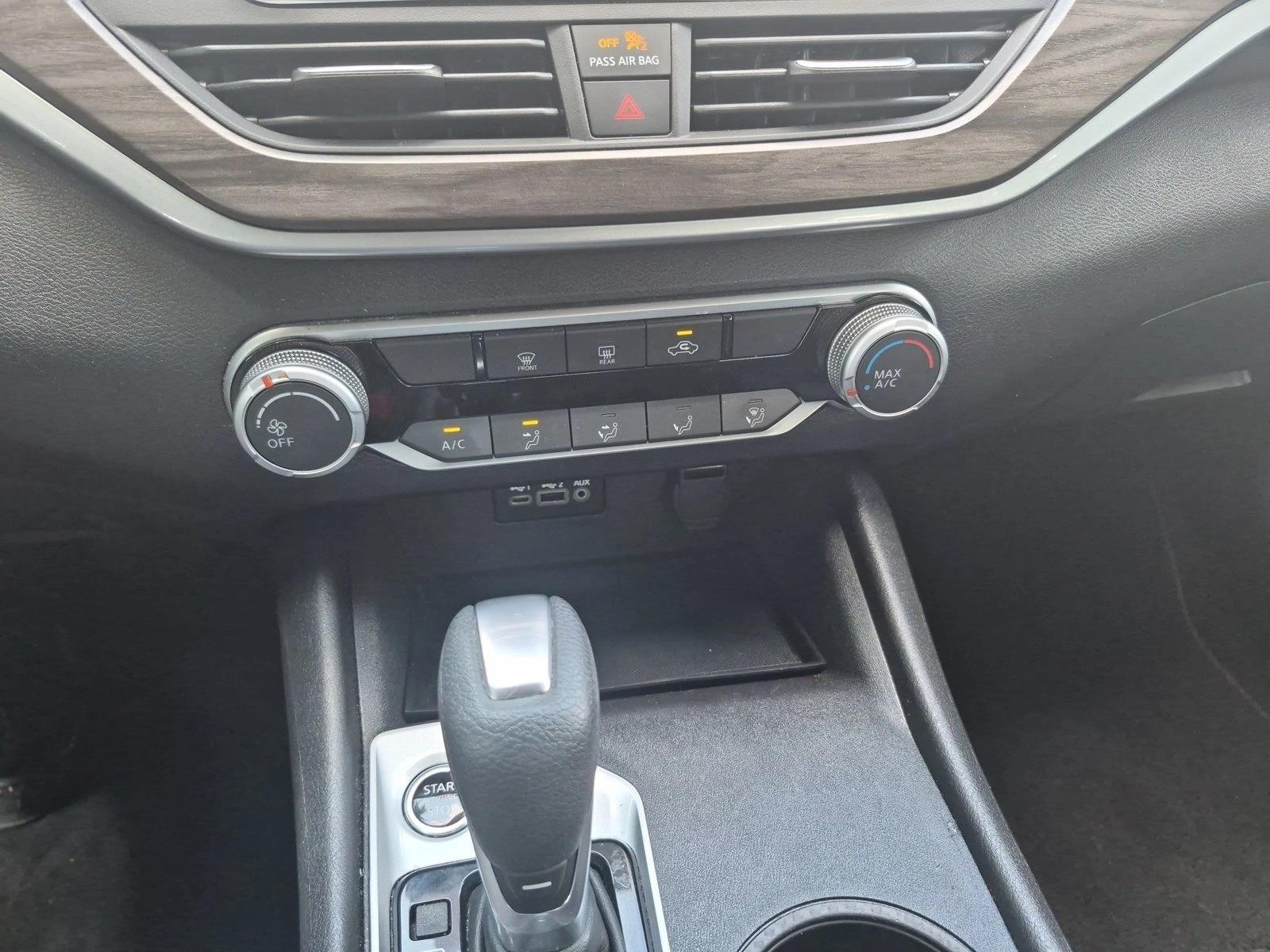 2025 Nissan Altima SV - Photo 14