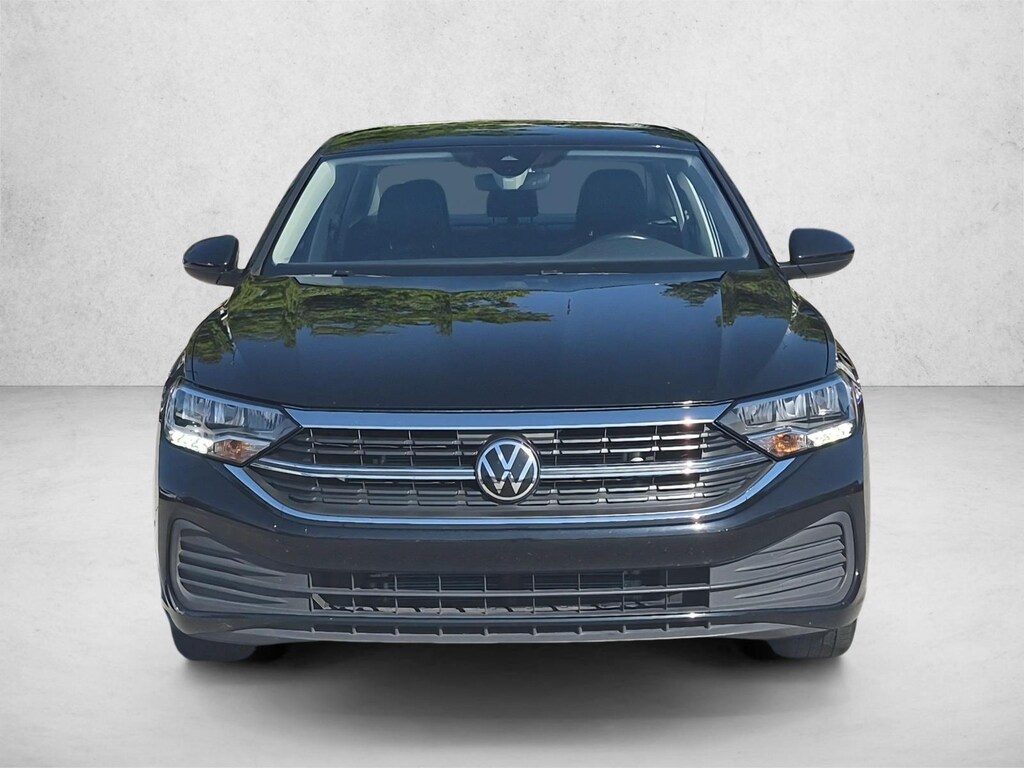 Used 2024 Volkswagen Jetta SE 4dr Car