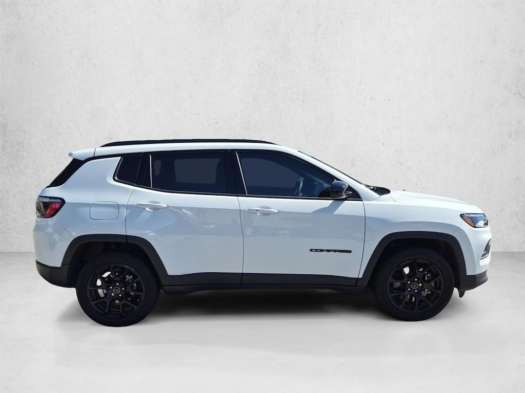 Used 2026 Jeep Compass Latitude Altitude Sport Utility