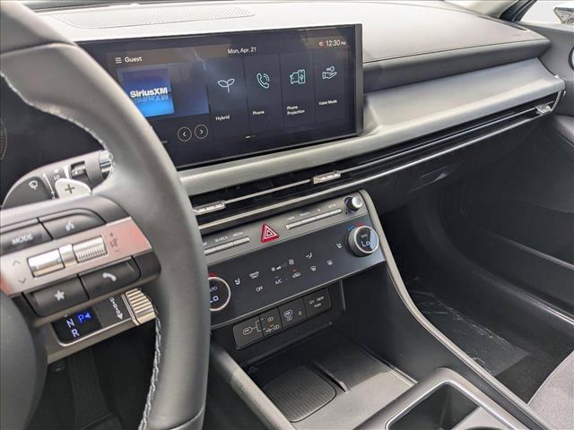 2025 Hyundai Sonata Hybrid SEL - Photo 12